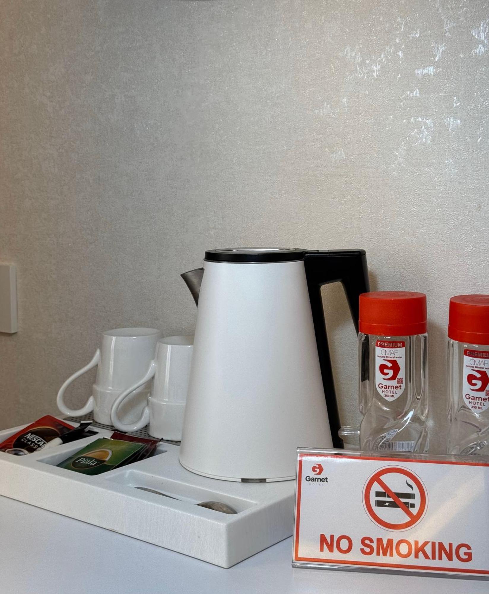 Garnet Mir Hotel Tasjkent Buitenkant foto