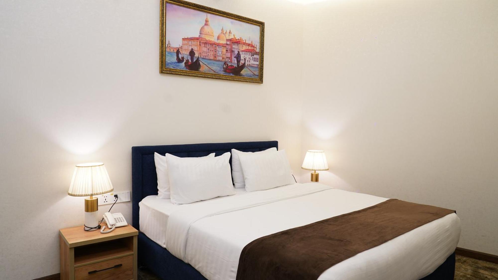 Garnet Mir Hotel Tasjkent Buitenkant foto