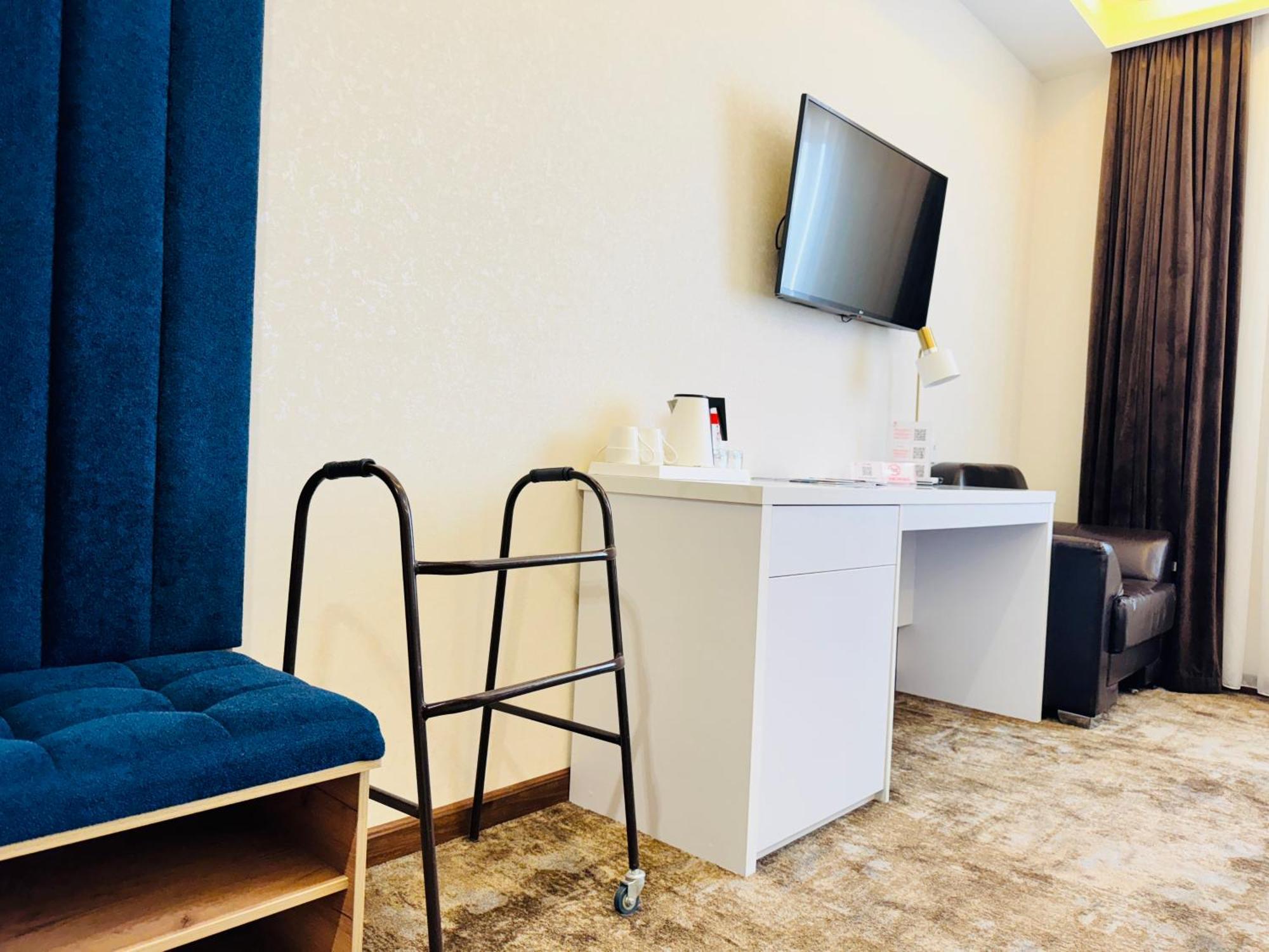 Garnet Mir Hotel Tasjkent Kamer foto