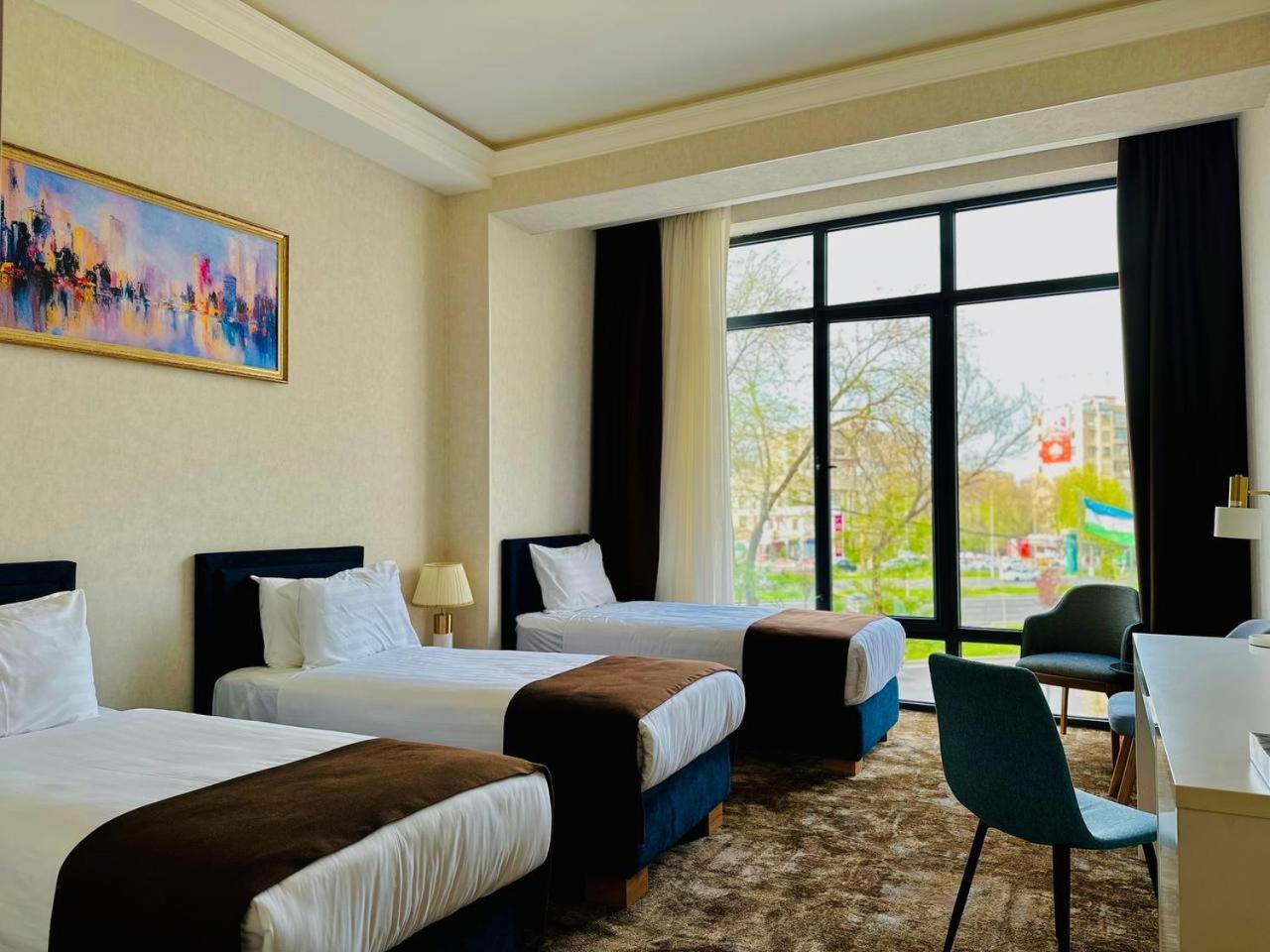Garnet Mir Hotel Tasjkent Buitenkant foto