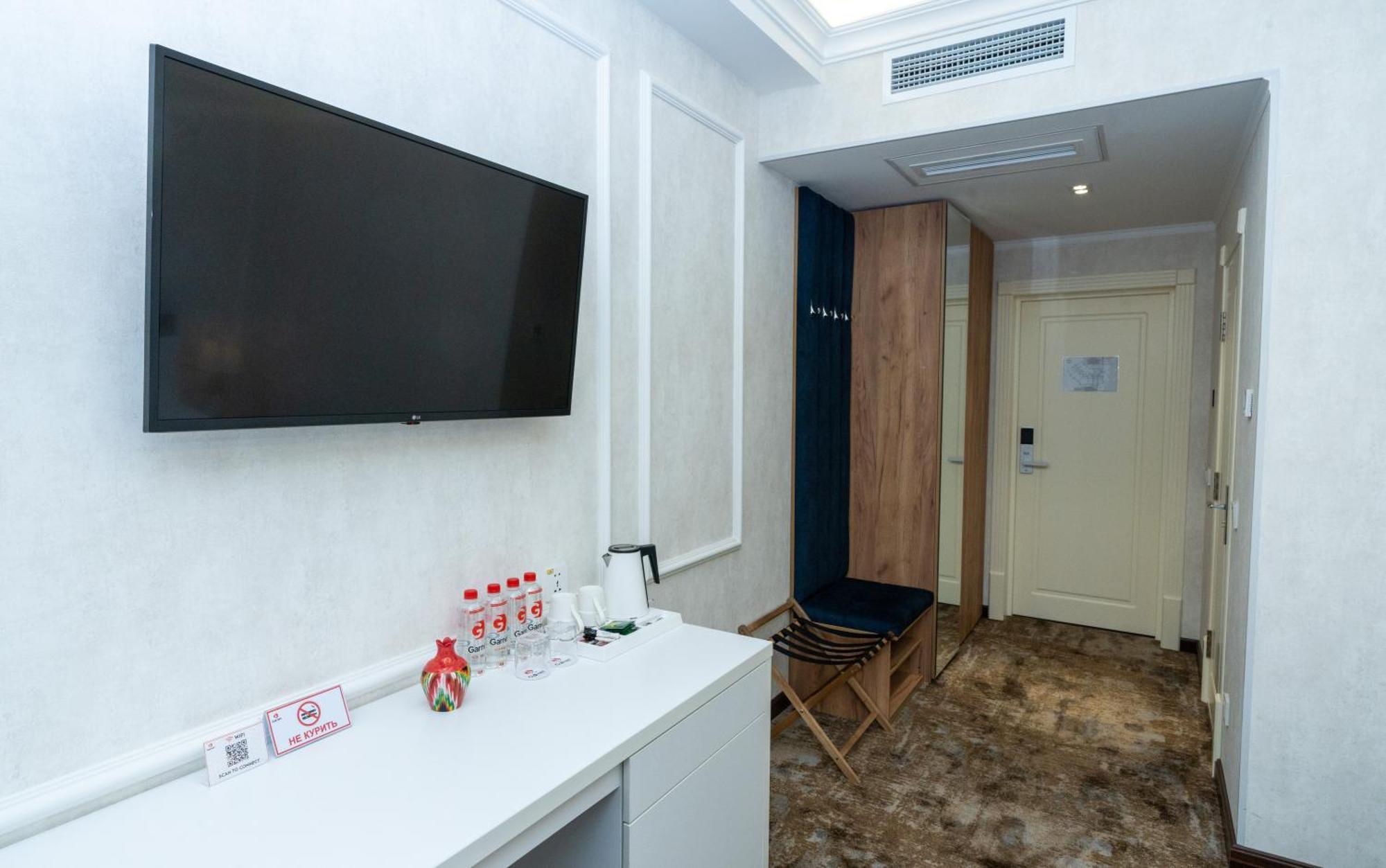 Garnet Mir Hotel Tasjkent Kamer foto